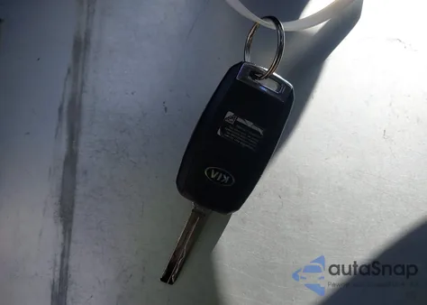 2014 Kia Sportage Lx z USA, uszkodzony, nr VIN KNDPB3AC7E7601021